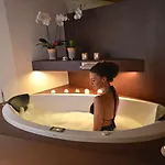 Antica Torre Di Iuso 4*