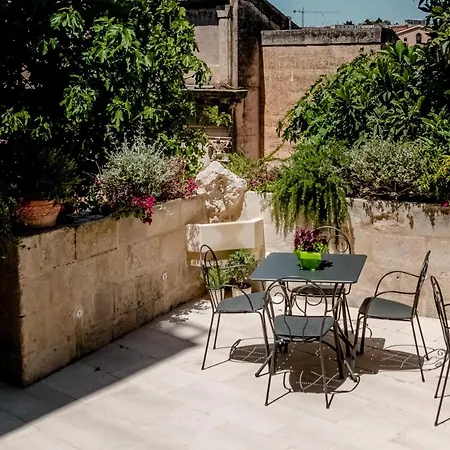 بيت ضيافة Antica Torre Di Iuso ماتيرا