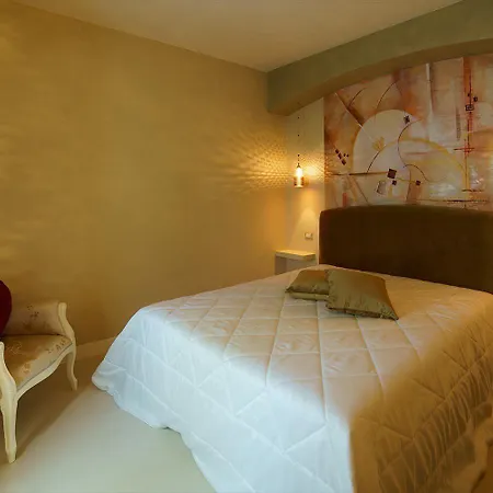 Affittacamere Antica Torre Di Iuso