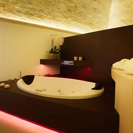 Antica Torre Di Iuso