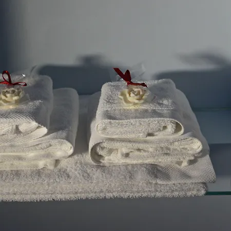 Antica Torre Di Iuso 4*