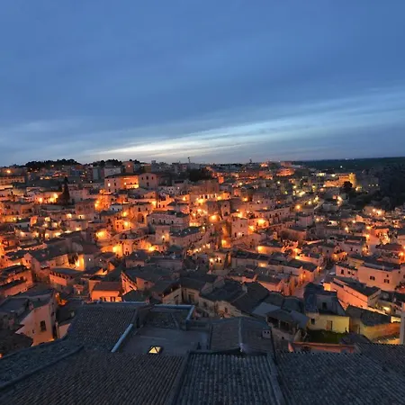 Antica Torre Di Iuso Affittacamere